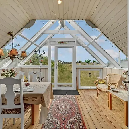 Vakantiehuis Awesome In With House A Panoramic View